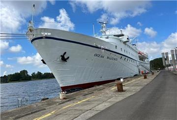 Auf der „Ocean Majesty“ sollen ab Ende August rund 300 Menschen vorübergehend wohnen.