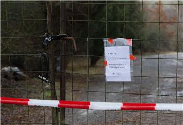 Auf diesem Grundstück in Arnstein sind in der Nacht zu Sonntag sechs Teenager  gestorben.