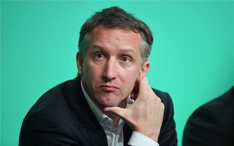 Werder Bremen sucht noch einen Bargfrede-Backup Auf Frank Baumann wartet bis zum Ende des Transferfensters noch viel Arbeit.