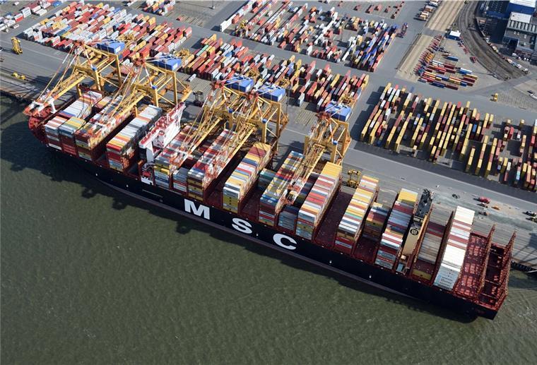 Die größten Frachtschiffe kommen nach Bremerhaven Auf ihrer Jungfernfahrt kam die „MSC Isabella“ auch nach Bremerhaven. Das Schiff gehört zu den größten Frachtschiffen der Welt.
