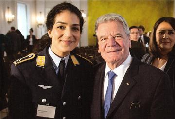 Nariman Hammouti, Joachim Gauck