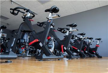 Aufgrund der Ausbreitung des Coronavirus mussten alle Fitnessstudios schließen. 