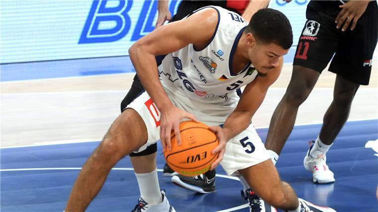Aufgrund seiner Hüftprobleme hat Jarelle Reischel einige Spiele verpasst. Er ist nicht der einzige Leistungsträger, der bei den Eisbären noch seinen Rhythmus sucht.