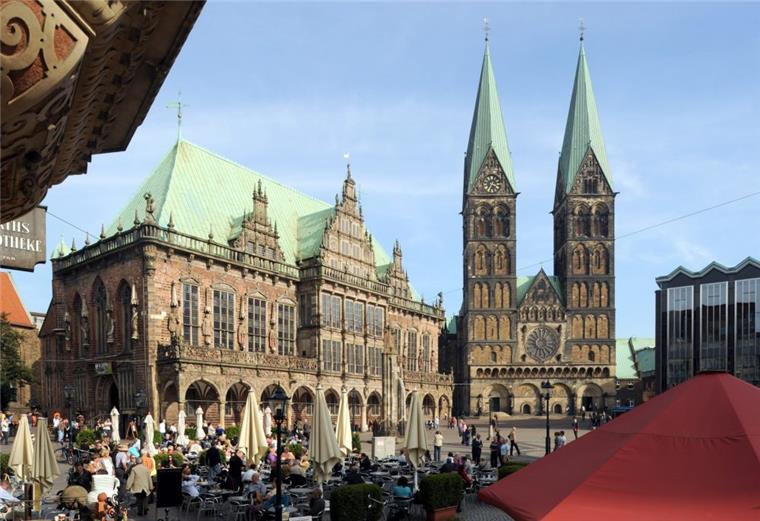 Unbekannte rauben Büroräume des Bremer Dom-Museums aus Aus dem Museum des Bremer Dom sind am Montag alle Computer gestohlen worden. Die Täter sind noch unbekannt.