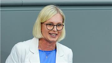 Aus Sicht von Christiane Schenderlein, Staatsministerin für Sport und Ehrenamt, können künftig wichtige sportpolitische Vorhaben wie die Bewerbung für die Olympischen und Paralympischen Spiele umgesetzt werden.