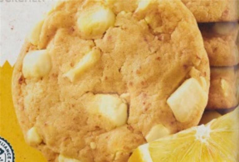 Ausschnitt der Verpackung von "Sondey Soft Baked Cookies Weiße Schokolade & Zitrone, 210g".