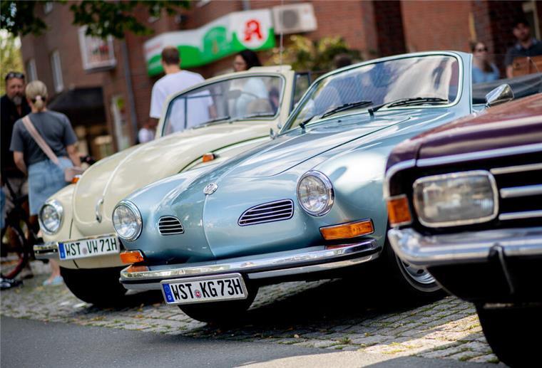 Ford dominiert: Diese Autos prägen die Weihnachtsfilm-Klassiker Oltimer in einer Reihe