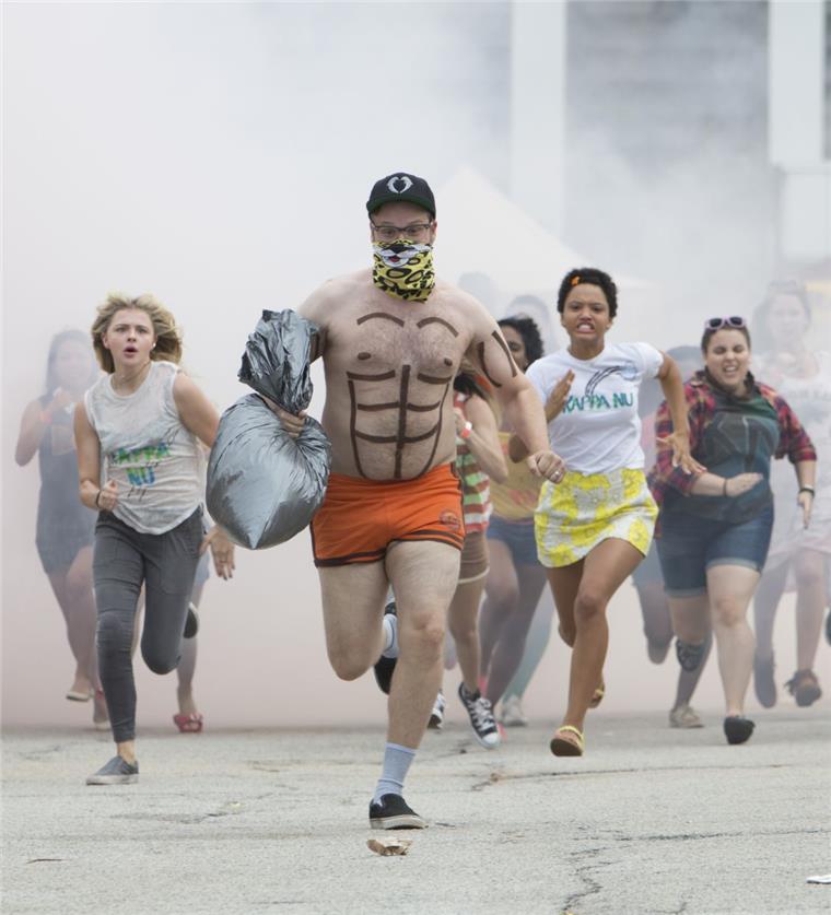 Bad Neighbors 2 kommt in die Kinos. Auch Triple 9 flimmert ab Donnerstag auf der Leinwand.