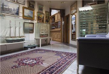 Badhotel Sternhagen: Blick in die maritime Bildergalerie.