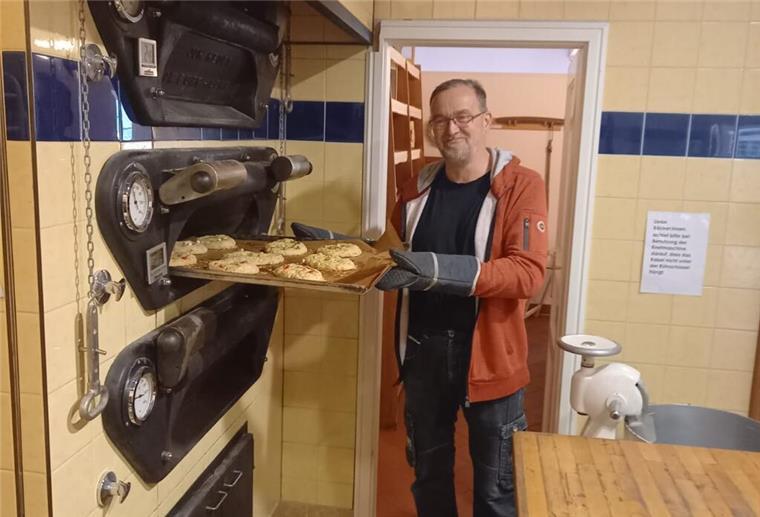 Bäcker Dirk Wemken wird am 10. September den Ofen im Museum anheizen und besonderes Brot backen.