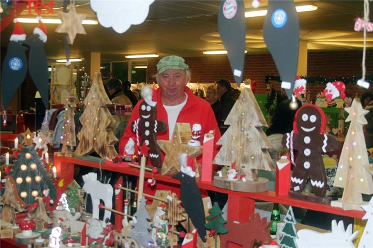 Nordenham: So schön war es beim Weihnachtsmarkt im Luisenhof Bald ist Weihnachten: Beim Weihnachtsmarkt im Luisenhof gab es Geschenkideen, Leckereien und Unterhaltung.