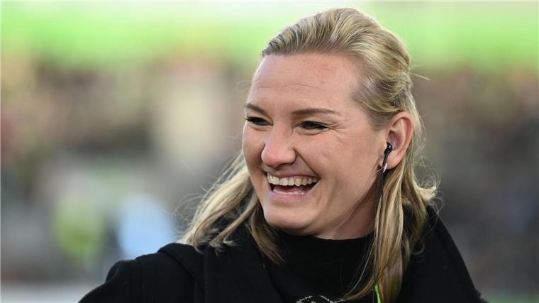 Kapitänin Popp tritt aus Nationalteam zurück Bald nur noch für den VfL Wolfsburg am Ball: Alexandra Popp
