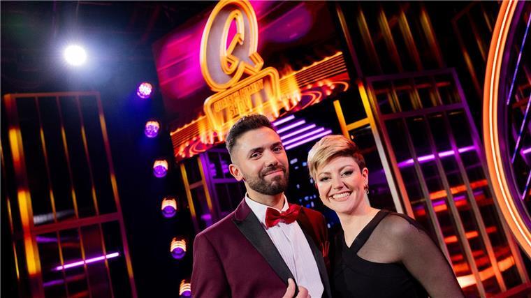 „Quatsch Comedy Show“ startet bei ProSieben Bald startet der „Quatsch Comedy Show“ wieder bei ProSieben - moderiert wird die Show fortan von Tahnee und Khalid Bounouar.