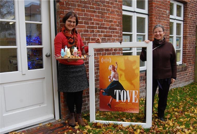 Barbara Müller, Vorsitzende der Georg-von-der-Vring-Gesellschaft, und Museumsleiterin Dr. Christina Keitsch (von links) freuen sich schon auf die Einstimmung zum „TOVE“-Kulturprojekt.