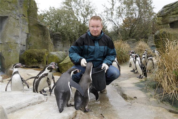 Bastian Lange ist der neue Tierarzt im "Zoo am Meer".