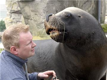 Bastian Lange wird ab 1. Oktober 2017 neuer Tierarzt im Bremerhavener   Zoo am Meer.