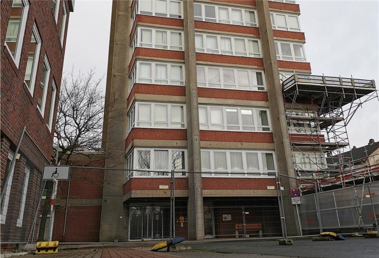 Baudezernentin Ellen Köncke geht davon aus, dass die Kosten für ein zweites Treppenhaus im fünfstelligen Bereich liegen werden.