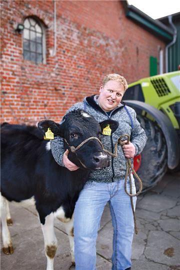 Bauer Niels liebt das Landleben