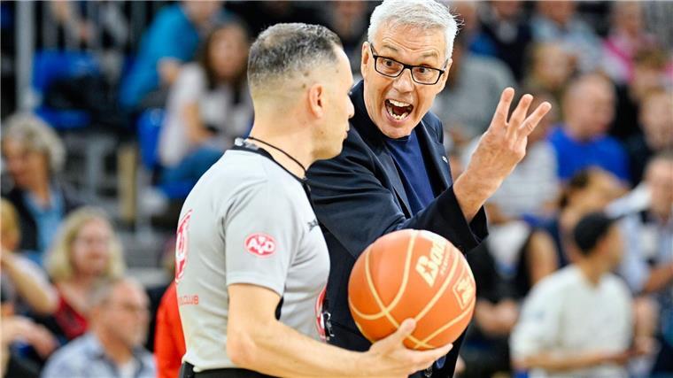 Bayern und Würzburg gleichen in ihren Halbfinalserien aus Bayern München gewinnt das zweite Spiel in Heidelberg.