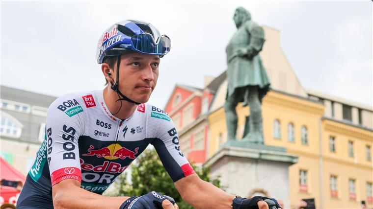Beendet die Saison vorzeitig: Deutschlands Rad-Hoffnungsträger Florian Lipowitz. (Archivbild)