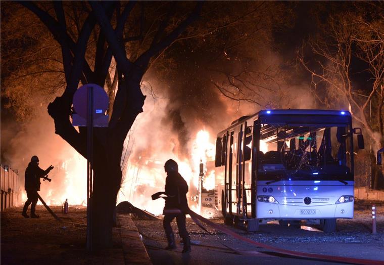 Nach Anschlag in Ankara: Keine Verletzten in Lebensgefahr Bei dem letzten Bombenanschlag am 17. Februar in Ankara sind 28 Menschen getötet worden.