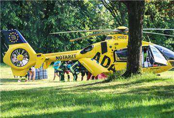 Bei dem schweren Unfall im Kreis Osterholz am Sonntagmorgen kam auch ein Rettungshubschrauber zum Einsatz. (Symbolbild)