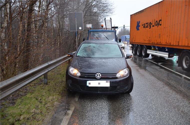 Bei dem Unfall auf der Cherbourger Straße entstand Blechschaden. 