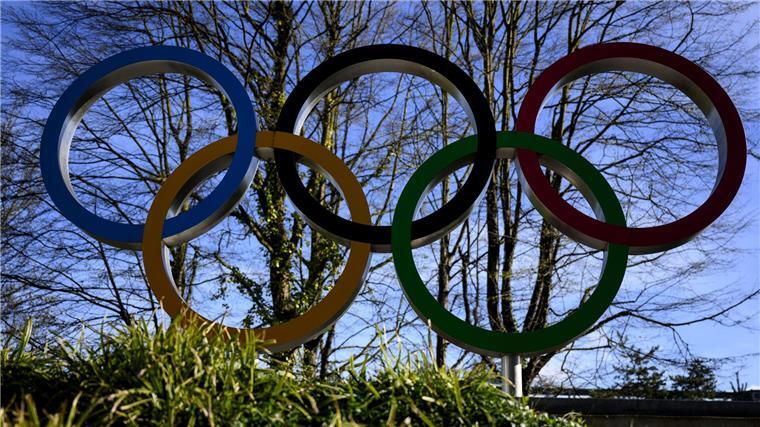 FIS: Keine Rückkehr russischer Athleten zur Olympia-Saison Bei den Olympischen Winterspielen werden russische Athleten in Wettbewerben der FIS-Sportarten nicht teilnehmen dürfen.