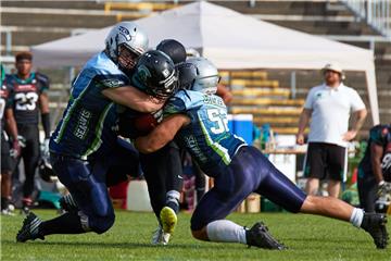 Bei den Seahawks Bremerhaven geht es mitunter rustikal zur Sache. Der Football-Regionalligist möchte in der kommenden Saison oben mitspielen.