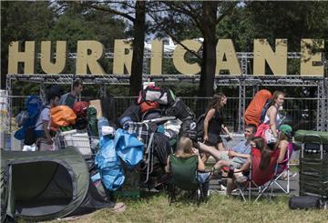 Besucher des Hurricane-Festivals
