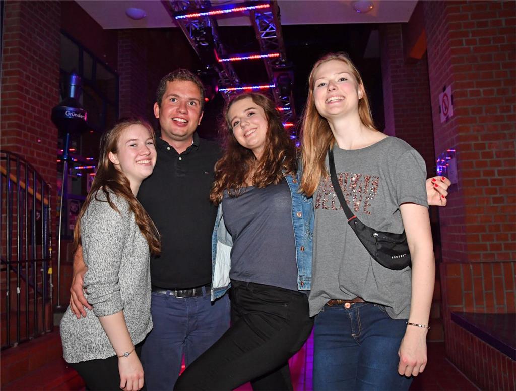 Bei der Erstsemesterparty der Hochschule Bremerhaven wurde die ganze Nacht gefei...