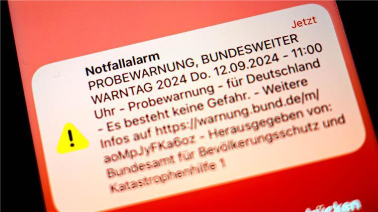 Bei der Probewarnung schrillten um 11.00 Uhr unter anderem bundesweit Handys.