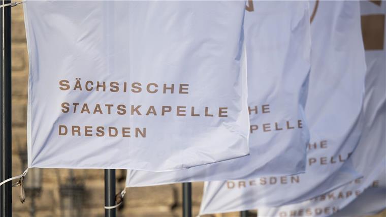 Finnische Dirigentin gibt Debüt bei Staatskapelle Dresden Bei der Sächsischen Staatskapelle Dresden gibt die finnische Dirigentin Susanna Mälkki an diesem Sonntag ihr Debüt.
