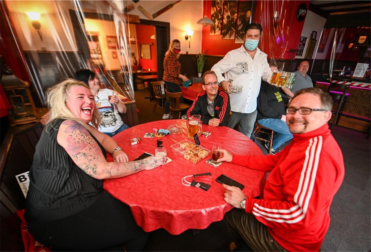Bei der Sitzdisco dabei: Nadja Ellerbrake, Nicole Meier, Kai Mattheis und Robert Borm (von links).