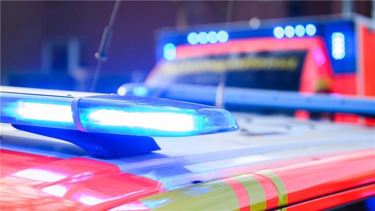 Motorradfahrerin stirbt nach Unfall in Ganderkesee Bei einem Unfall in Ganderkesee stirbt eine Motorradfahrerin noch am Unfallort. (Symbolbild)
