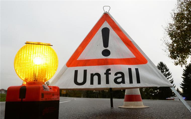 Neun Personen bei Unfall in Cuxhaven verletzt Bei einem Verkehrsunfall in Cuxhaven sind insgesamt neun Personen verletzt worden.