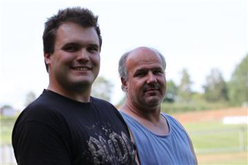 Bei Jugendfeuerwehrwart Michael Goergens (rechts) und bei seinem Stellvertreter Dennis Ehlke laufen schon seit Wochen alle Fäden zusammen, damit das 15. Kreiszeltlager der Jugendwehren in Wilstedt reibungslos abläuft.