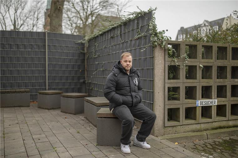 „Ich war fassungslos“: ESC-Torwart Blum wird teurer Mercedes gestohlen