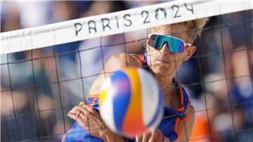 Bei seinem ersten Auftritt in Paris gab es Pfiffe für Beachvolleyballer Steven van de Velde.