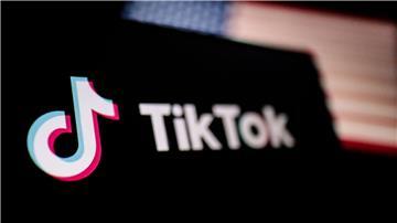 Bei TikTok wurden seit der Einführung der Meldepflicht knapp 508 Millionen Beiträge gemeldet und mehr als 348 Millionen Beiträge gelöscht.
