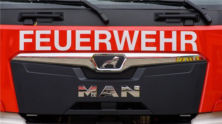 Beim Band in einem alten Schlachthof in Laatzen werden vier Feuerwehrleute verletzt. (Symbolbild)