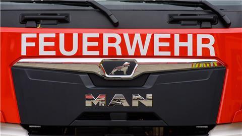 Beim Band in einem alten Schlachthof in Laatzen werden vier Feuerwehrleute verletzt. (Symbolbild)