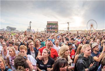 Beim Deichbrand wollen die Festivalgäste feiern - aber auch der Sanitätsdienst muss funktionieren.
