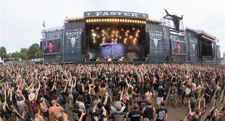 "Wacken Open Air": Polizei setzt Drohne ein Beim Festival in Wacken ist die Sicherheit ein wichtiges Thema.