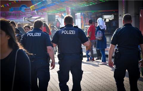 Beim Freimarkt in Bremen ist es bisher aus polizeilicher Sicht ruhig geblieben. 