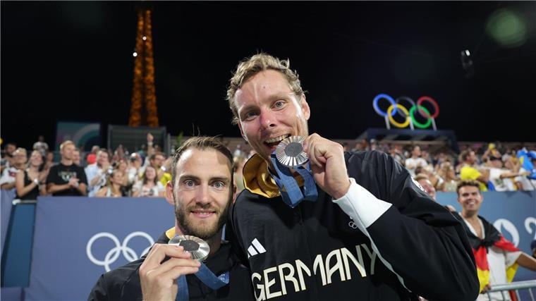Beim Hamburger Duo überwog unmittelbar nach dem Spiel noch die Enttäuschung.