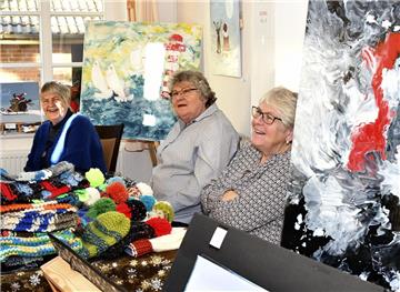 Beim Hobby-Adventsmarkt im Alten Pastorenhaus in Misselwarden wurde nicht nur se...