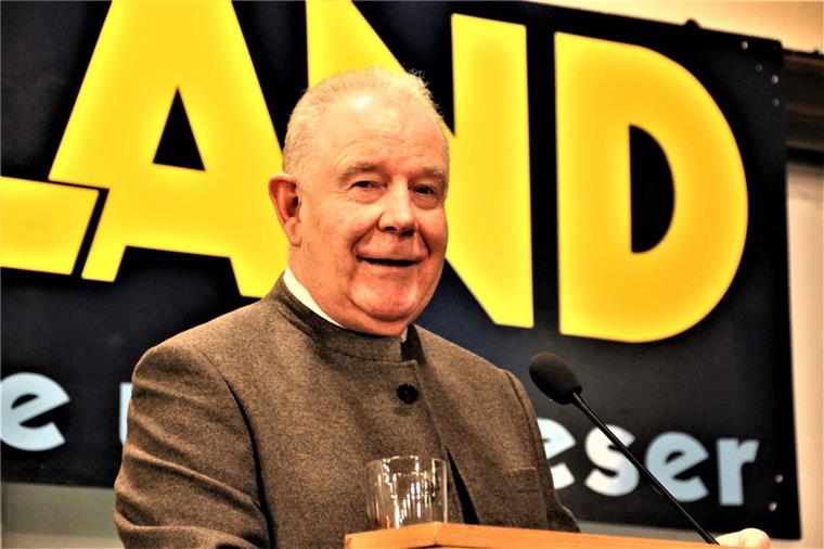Beim Neujahrsempfang der Gemeinde Stadland nutzte Bürgermeister Klaus Rübesamen die Möglichkeit, die Aufgaben der Kommune für dieses Jahr vorzustellen.