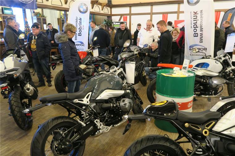 Motorradmesse am kommenden Wochenende in Rodenkirchen Beim Saisonerwachen in Rodenkirchen gibt es Klamotten, Zubehör und auch Motorräder.