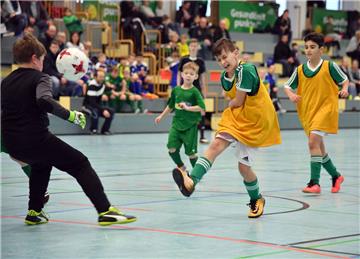 Bein Weser-Elbe-Cup in Bremerhaven rollt ab Donnerstag wieder der Ball.